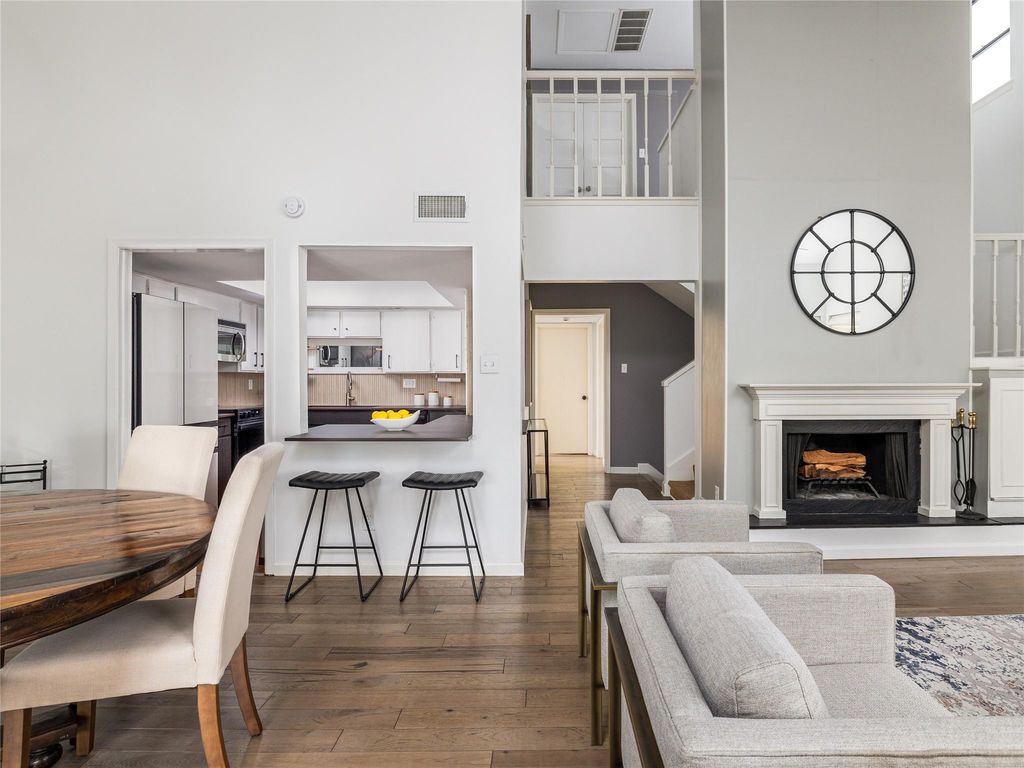 1821 Westlake DR 116, Austin, TX 78746