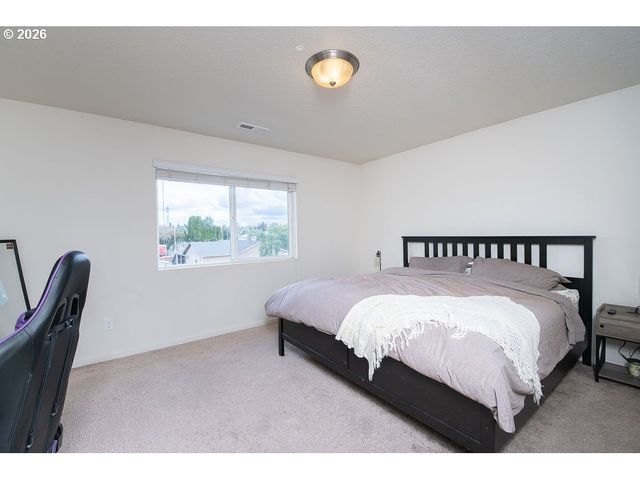 13004 Ne 58TH St, Vancouver, WA 98682