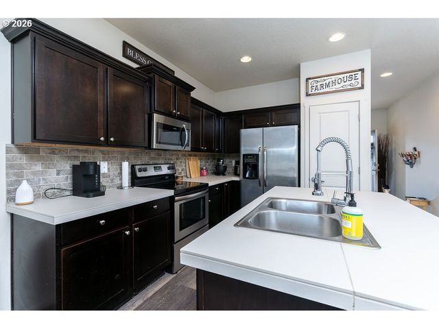 13004 Ne 58TH St, Vancouver, WA 98682