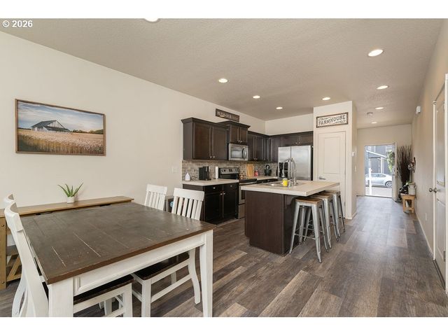 13004 Ne 58TH St, Vancouver, WA 98682