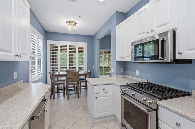 3995 Deer Crossing CT 201, Naples, FL 34114