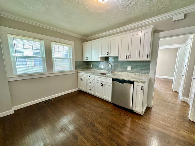 26 School St 2, Boston, MA 02119