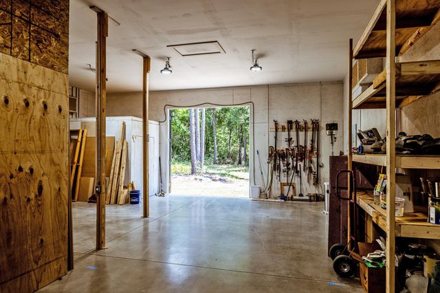 245 Blackjack Oak Drive, Trinity, TX 75862