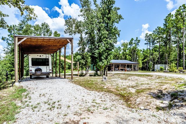 245 Blackjack Oak Drive, Trinity, TX 75862