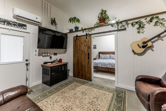 245 Blackjack Oak Drive, Trinity, TX 75862