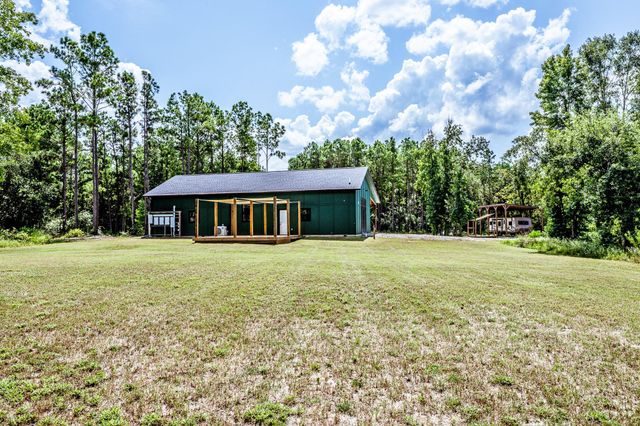 245 Blackjack Oak Drive, Trinity, TX 75862