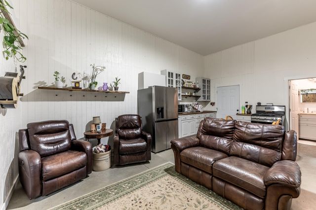 245 Blackjack Oak Drive, Trinity, TX 75862