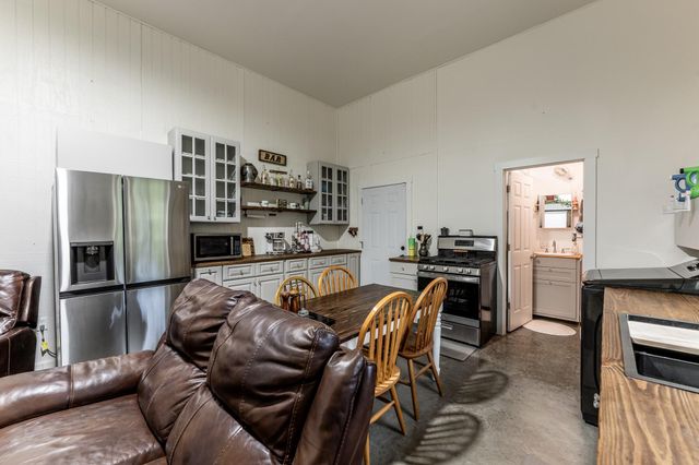 245 Blackjack Oak Drive, Trinity, TX 75862