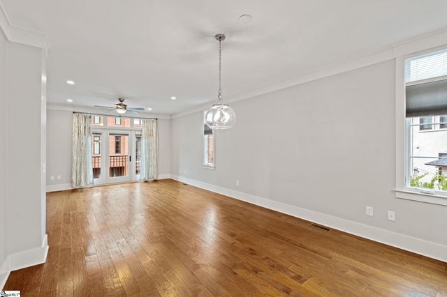 1027 Main Street Unit 303, Greenville, SC 29601