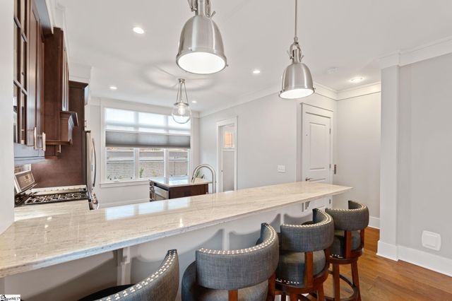 1027 Main Street Unit 303, Greenville, SC 29601