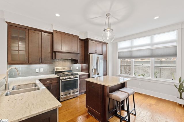 1027 Main Street Unit 303, Greenville, SC 29601