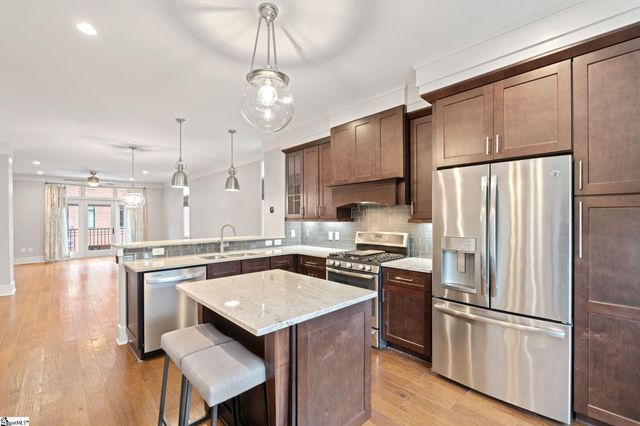 1027 Main Street Unit 303, Greenville, SC 29601