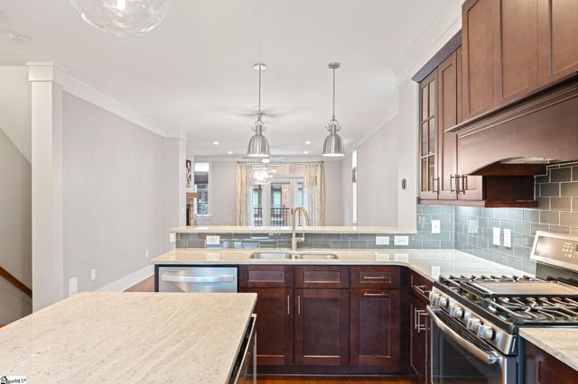 1027 Main Street Unit 303, Greenville, SC 29601