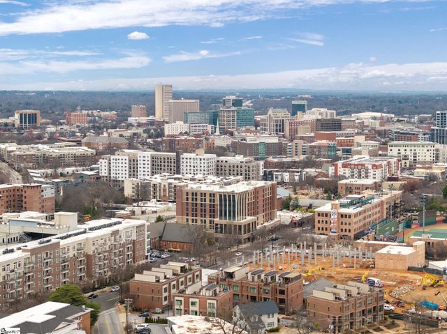 1027 Main Street Unit 303, Greenville, SC 29601