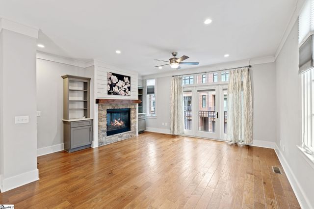 1027 Main Street Unit 303, Greenville, SC 29601