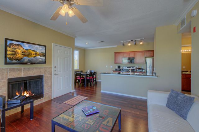 7009 E ACOMA Drive 2005, Scottsdale, AZ 85254
