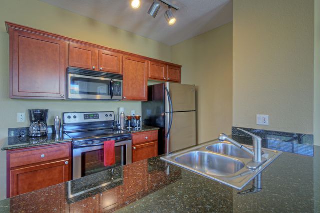 7009 E ACOMA Drive 2005, Scottsdale, AZ 85254