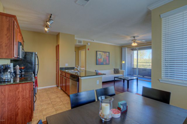 7009 E ACOMA Drive 2005, Scottsdale, AZ 85254