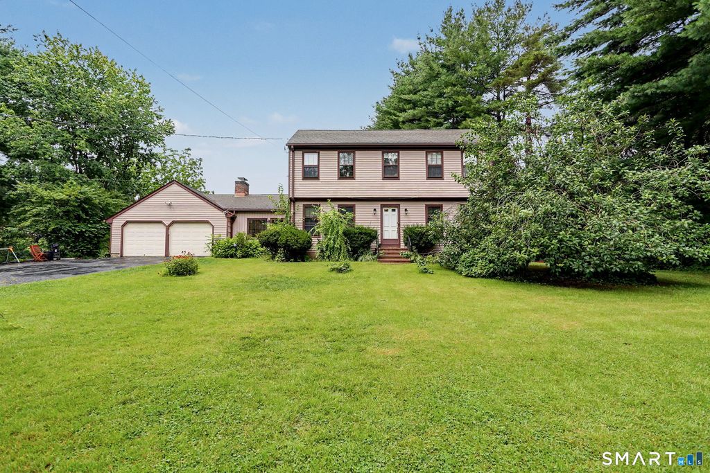 735 Daniels Farm Road, Trumbull, CT 06611