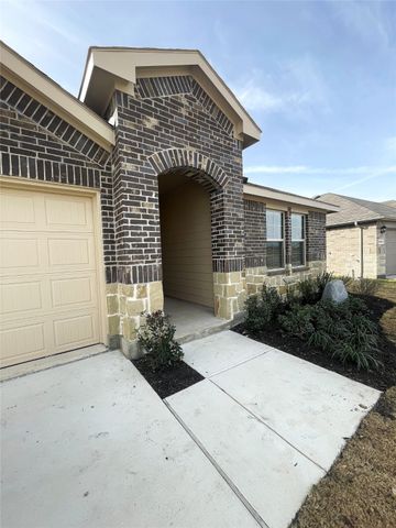 5561 Rollins, Krum, TX 76249