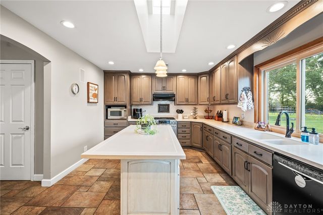 1509 Troy Urbana Road, Troy, OH 45373