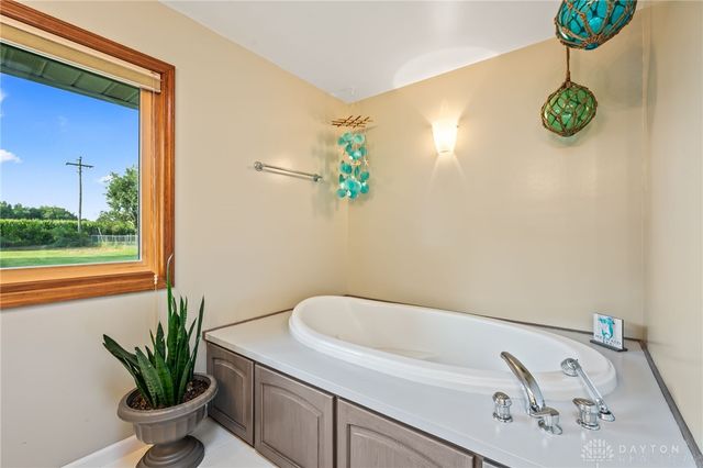 1509 Troy Urbana Road, Troy, OH 45373