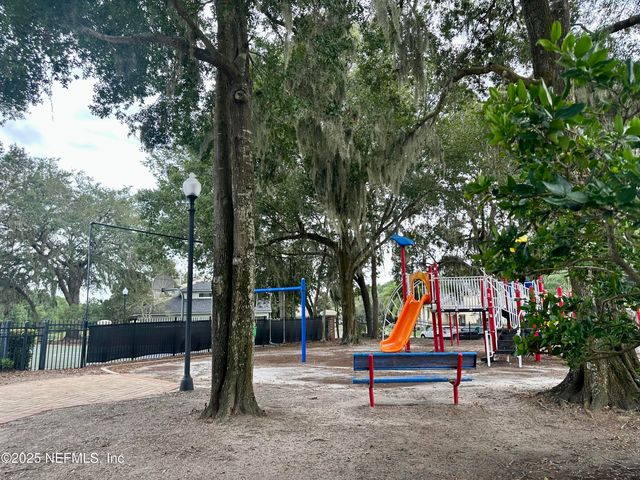 395 CANDLEBARK Drive, Jacksonville, FL 32225