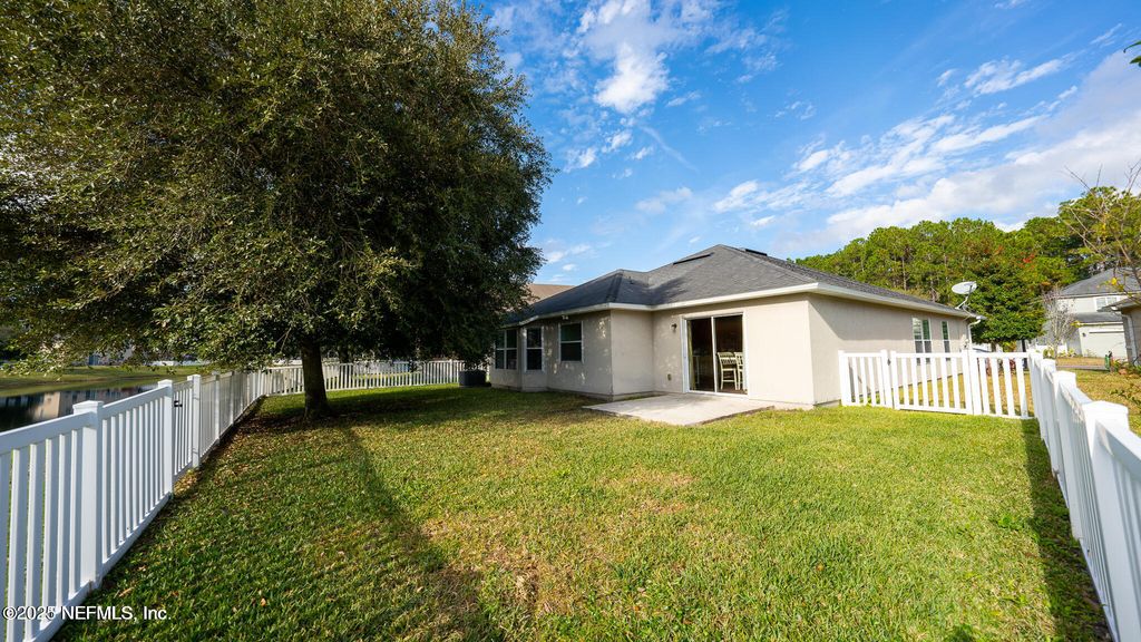 395 CANDLEBARK Drive, Jacksonville, FL 32225