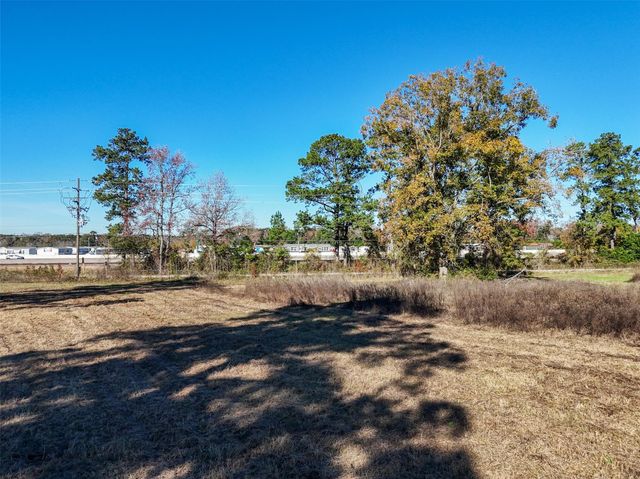 15633 1st Street, Splendora, TX 77372