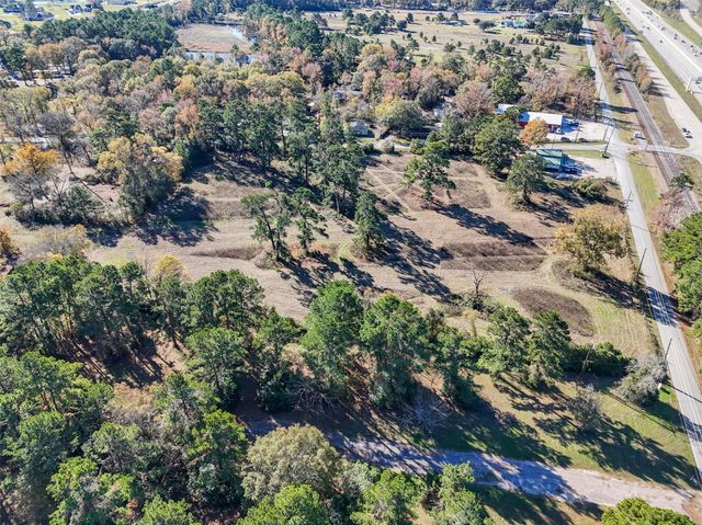 15633 1st Street, Splendora, TX 77372