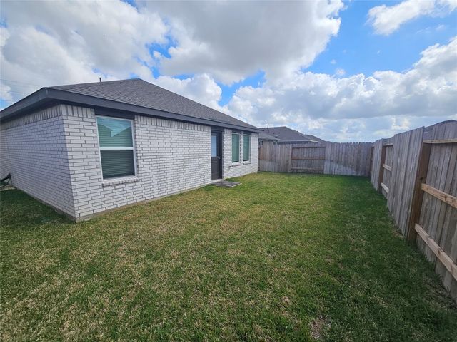 28751 Texas Plains Drive, Hockley, TX 77447