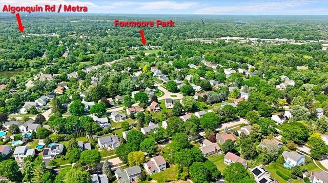 221 Foxmoor Road, Fox River Grove, IL 60021