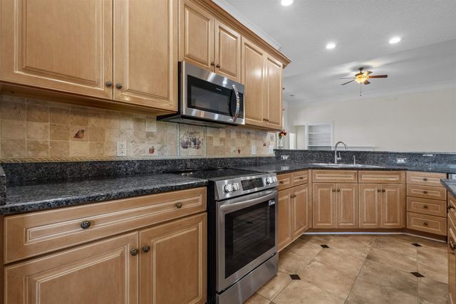 457 Spring Lake Dr., Myrtle Beach, SC 29579