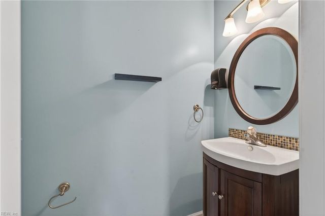 1004 Boundary DR, Suffolk, VA 23434