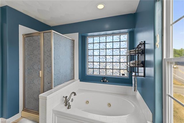 1004 Boundary DR, Suffolk, VA 23434