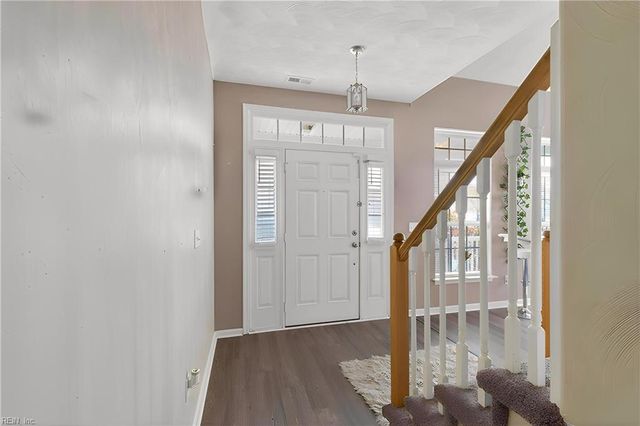 1004 Boundary DR, Suffolk, VA 23434