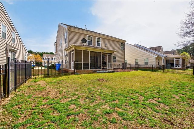 1004 Boundary DR, Suffolk, VA 23434