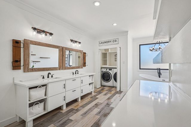 323 E Palm Street, Fresno, TX 77545