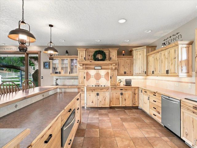 2231 17th Ave, Greeley, CO 80631