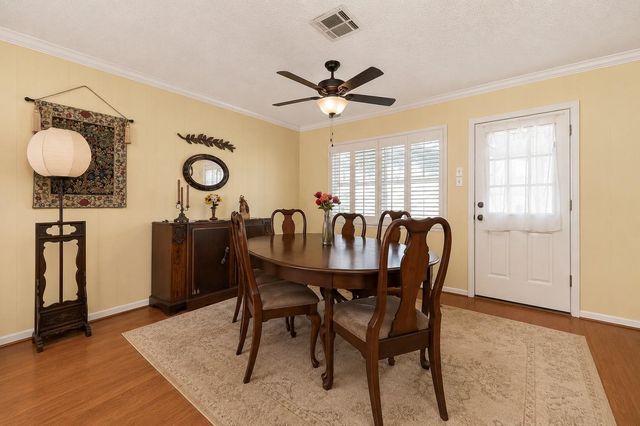 5815 Theall Road, Houston, TX 77066