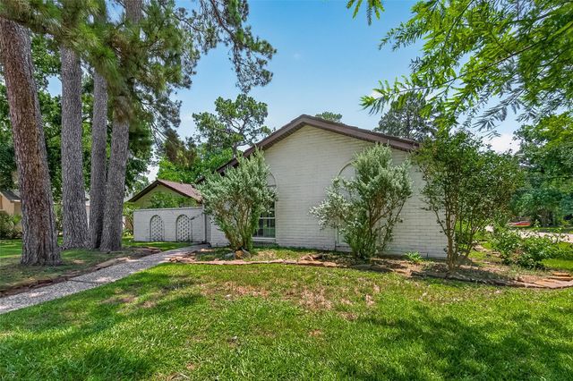 5815 Theall Road, Houston, TX 77066