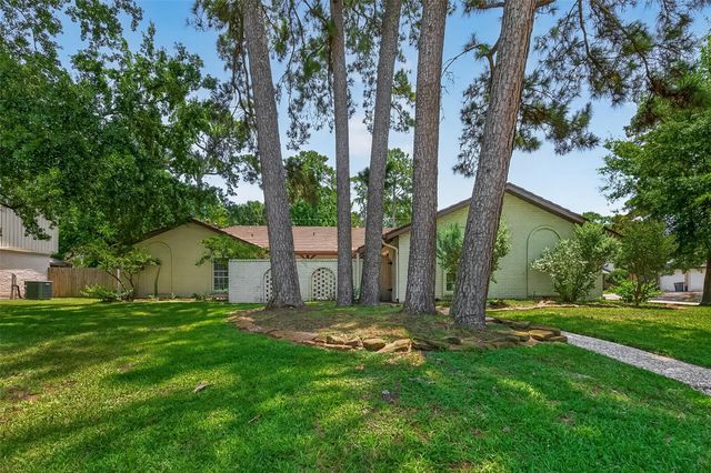 5815 Theall Road, Houston, TX 77066