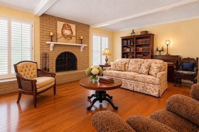 5815 Theall Road, Houston, TX 77066