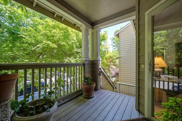 1229 P St, Sacramento, CA 95814