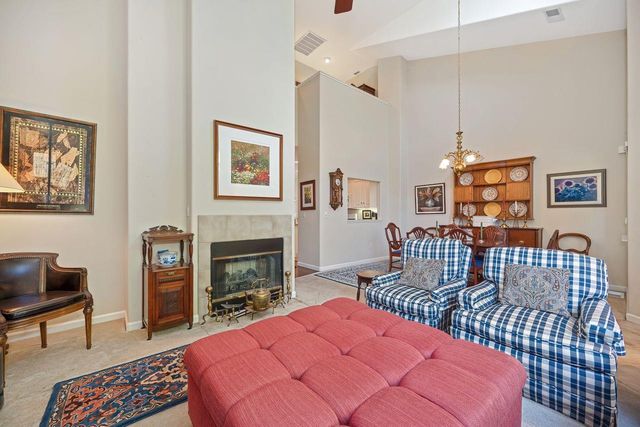 1229 P St, Sacramento, CA 95814