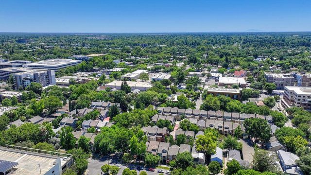 1229 P St, Sacramento, CA 95814