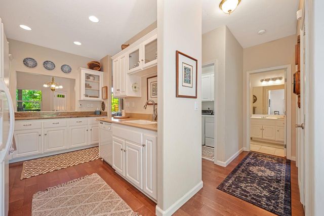 1229 P St, Sacramento, CA 95814