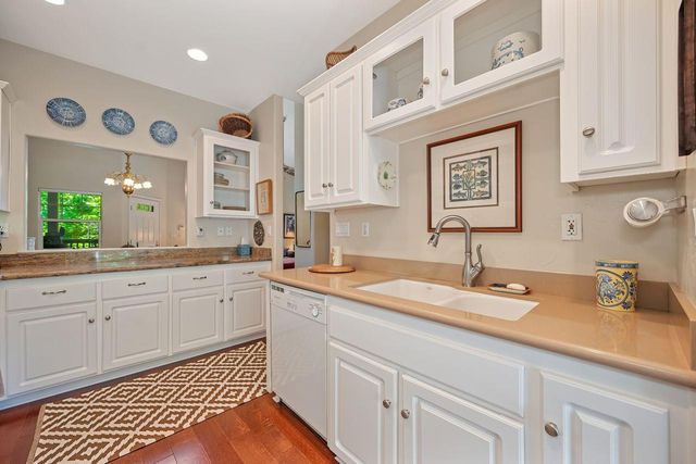 1229 P St, Sacramento, CA 95814