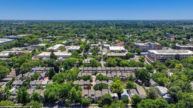 1229 P St, Sacramento, CA 95814
