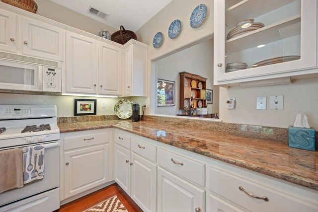 1229 P St, Sacramento, CA 95814
